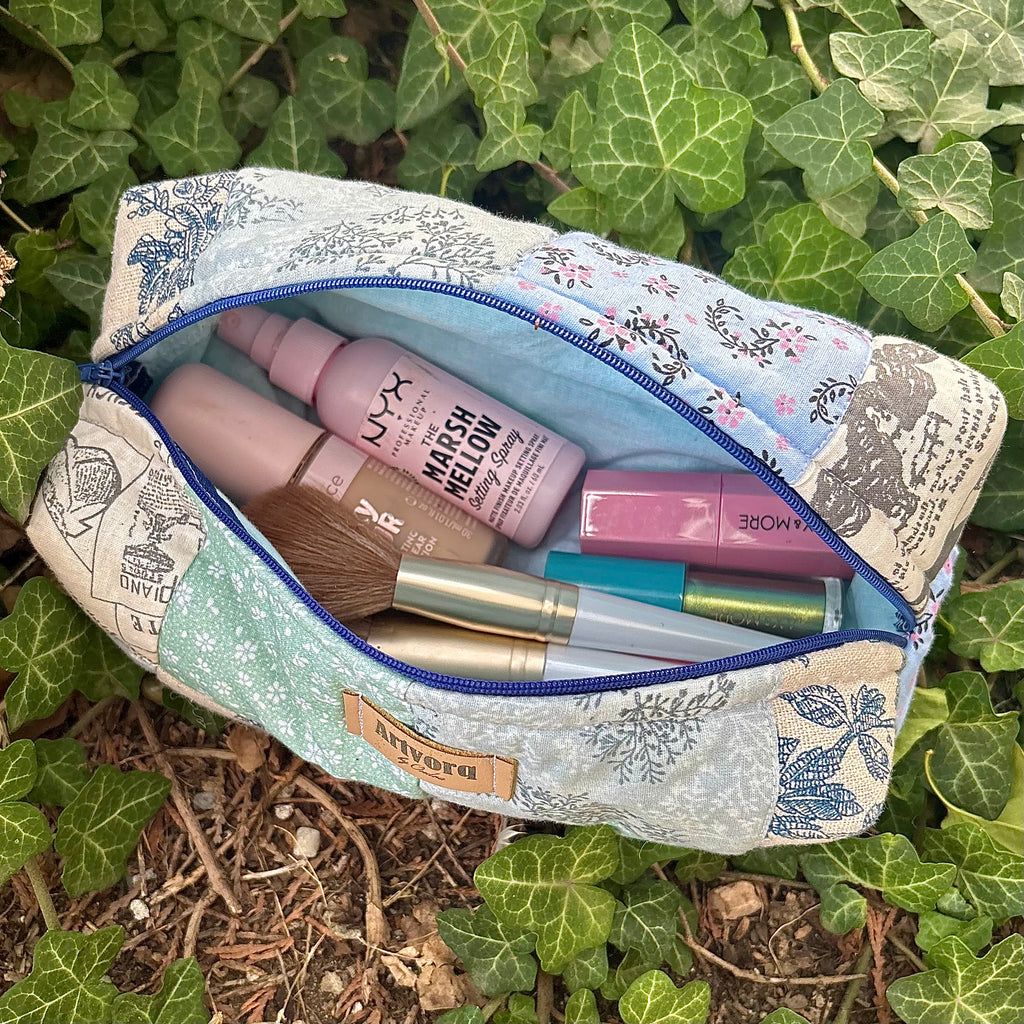 Make-up taštička